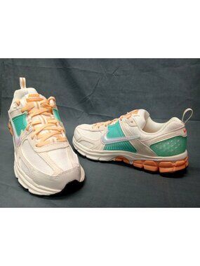 Nike Vomero 5 BG (GS) Sneakers Sail Orange Chalk Blue Boys Size 4.5 NEW NO BOX!
